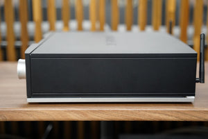 Auralic Altair G1.1 - Right Side