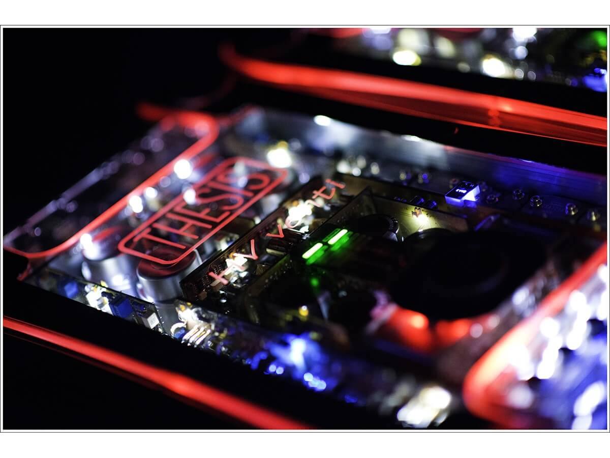 Audison Thesis HV venti The Amplifier - Illuminated Top