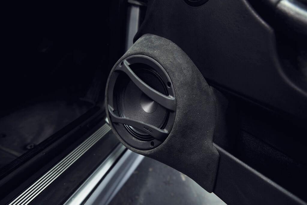 Audison Voce AV 6.5 Midbass Installation