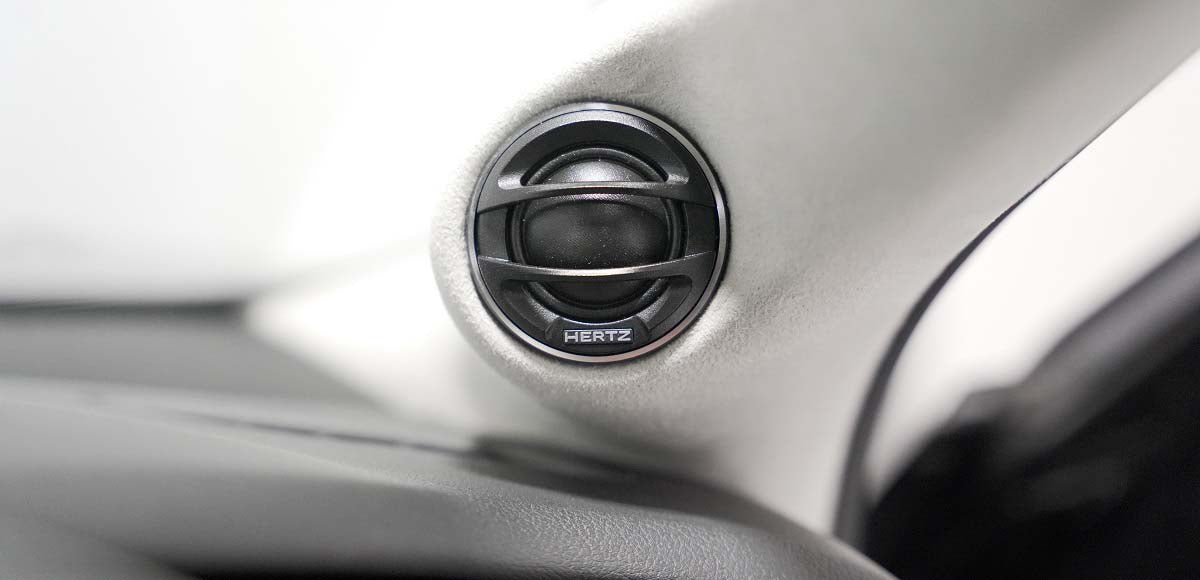Hertz Tweeter in A-Pillar