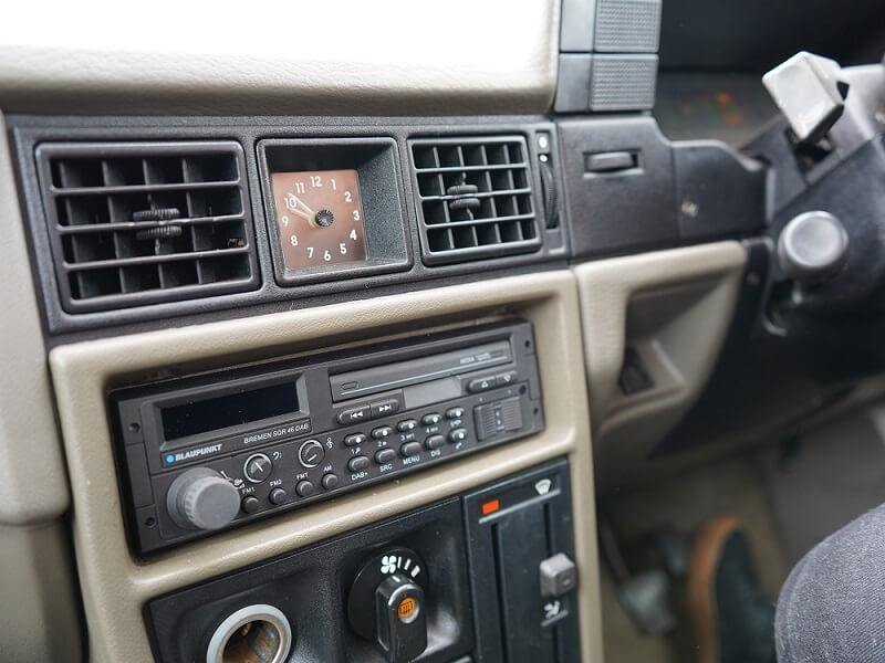 Blaupunkt Bremen SQR 46 in car