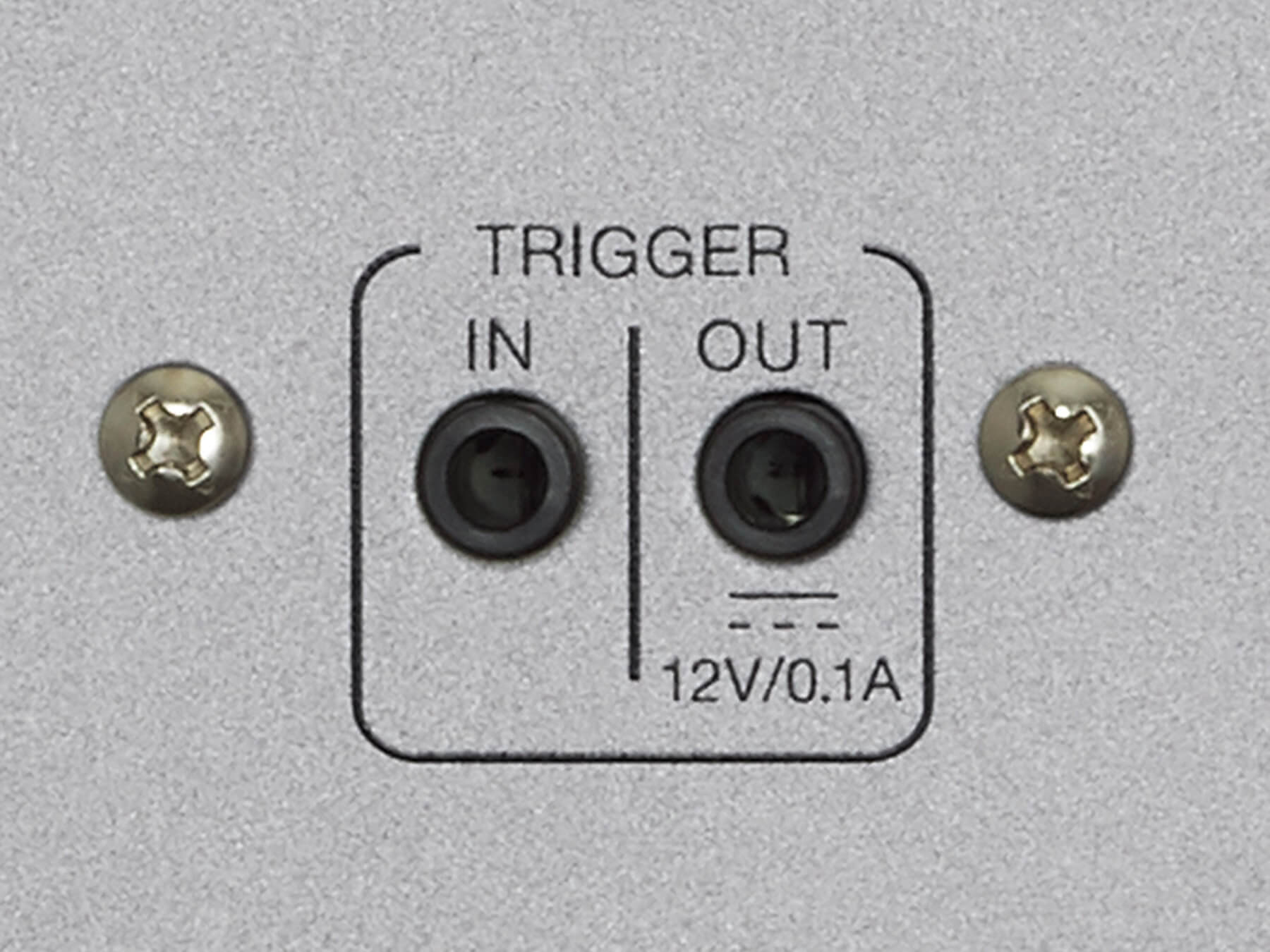 Luxman M-10X - Trigger In / Out