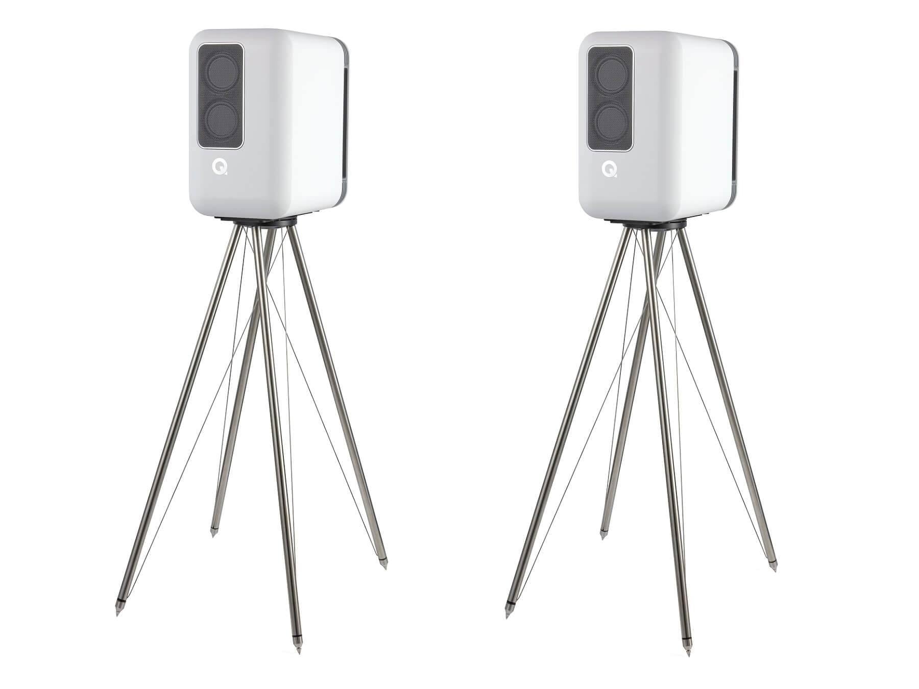 Q Acoustics Q Active 200 - White Speakers and Stands